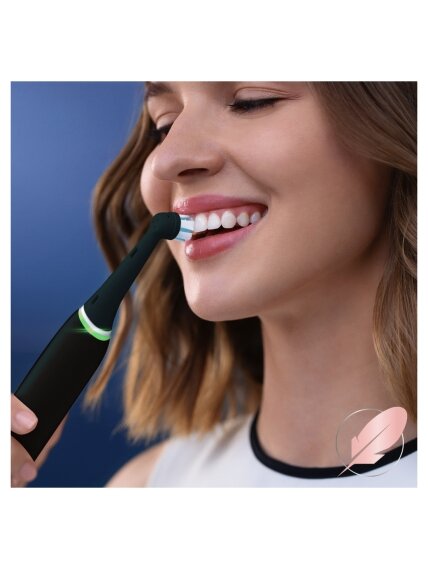 Oral-B | Toothbrush replacement | iO Gentle Care | Heads | For adults | Number of brush heads included 4 | Number of teeth brushing modes Does not apply | Black 2