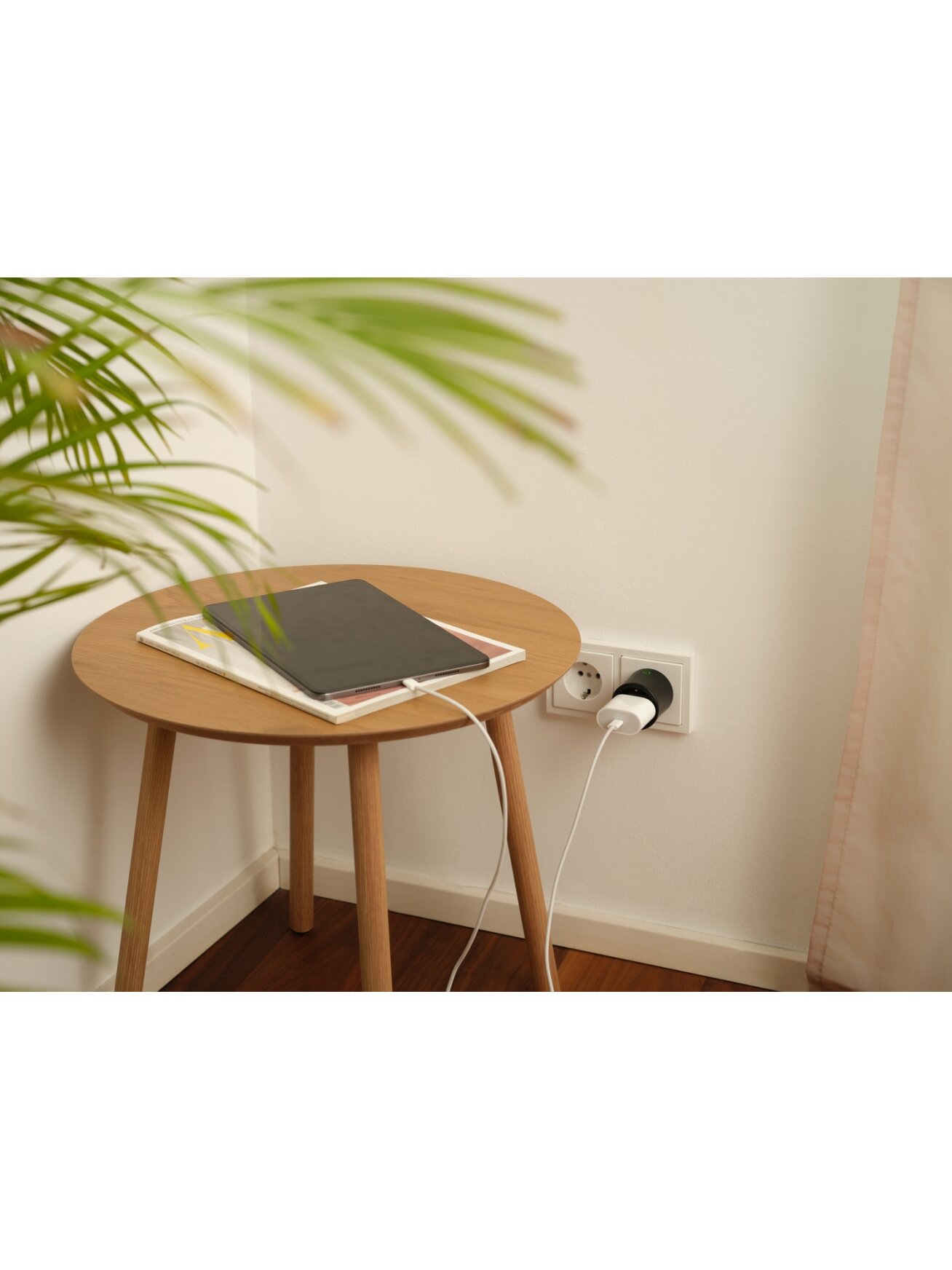 Osram SMART+ MATTER Plug EU Black | Black 4