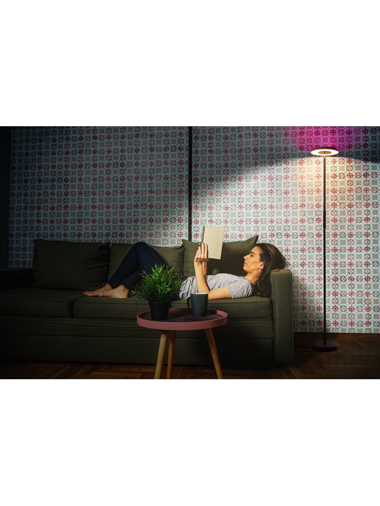 Osram SMART WIFI FLOOR UPDOWN RGBTW RC BK | 24 W | RGBTW | Wi-Fi 3