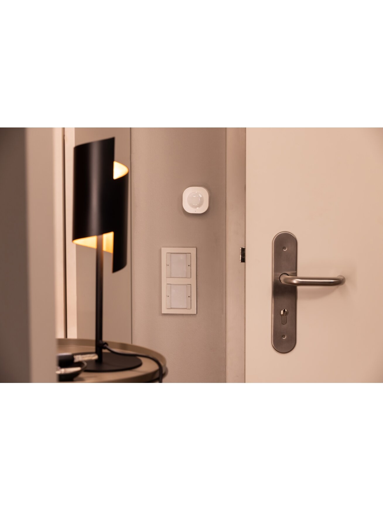 Osram SMART+ WIFI Motion Sensor White | White 3 Osram SMART+ WIFI Motion Sensor White | White 3
