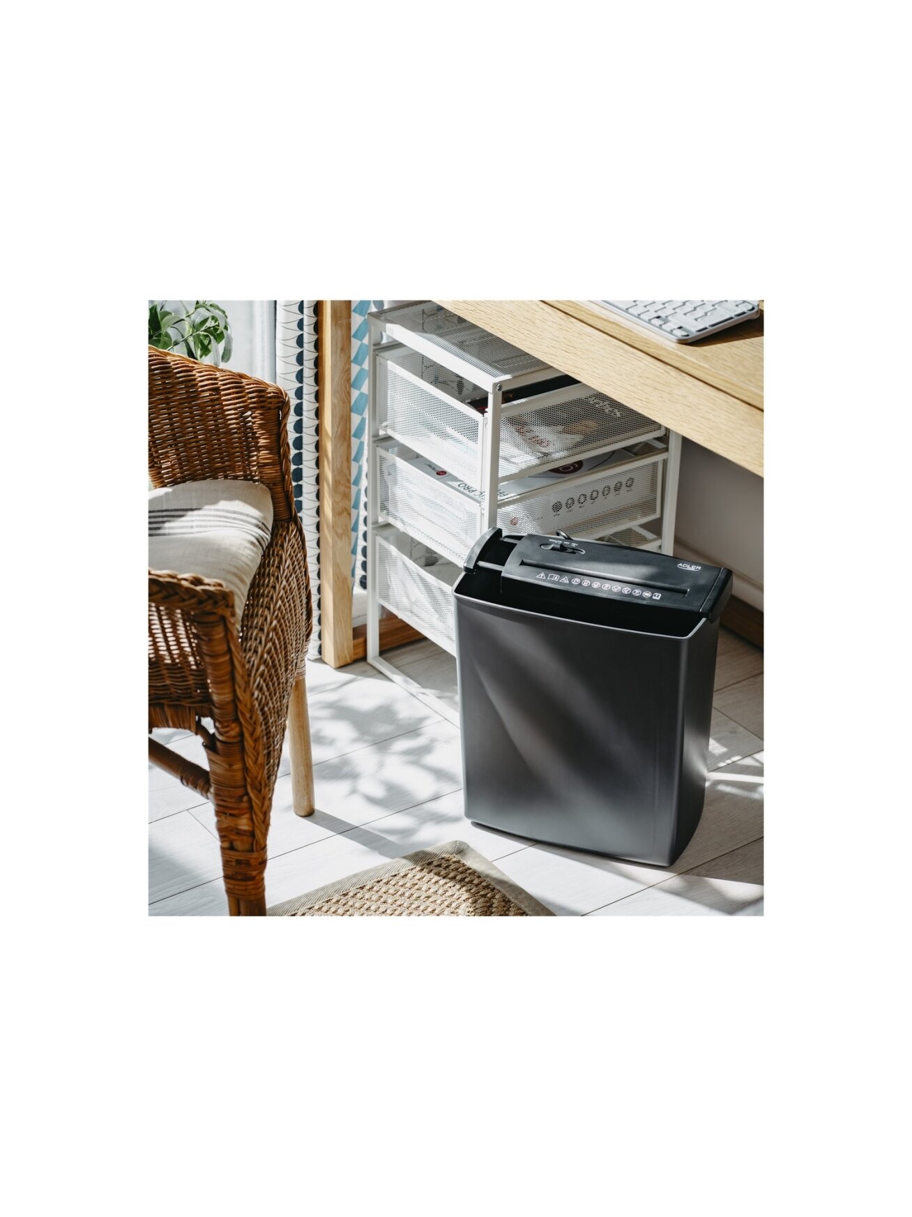 Paper Shredder | AD 1040 | Black 6 Paper Shredder | AD 1040 | Black 6