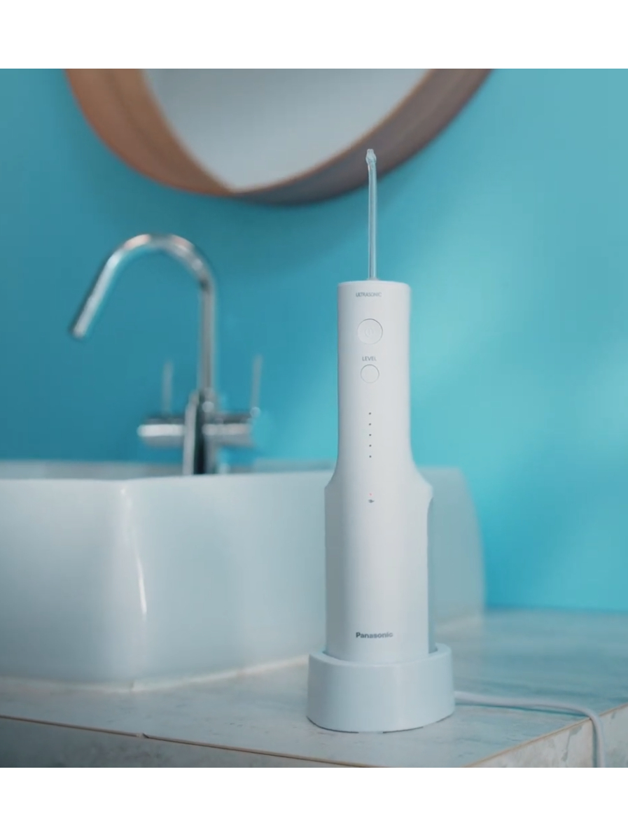 Panasonic Oral Irrigator | EW-DJ26-V303 | Cordless | 200 ml | Number of heads 2 | White 9 Panasonic Oral Irrigator | EW-DJ26-V303 | Cordless | 200 ml | Number of heads 2 | White 9