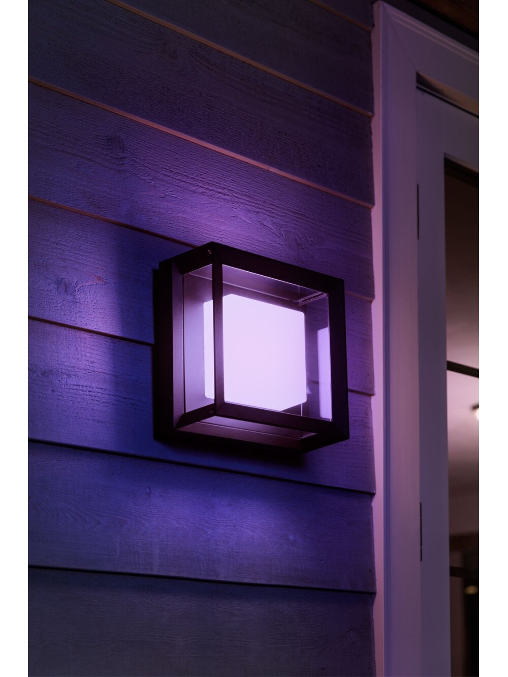 Philips Hue WCA Econic Outdoor Square Wall Lantern | 15 W | 2000-6500 Hue White Colour Ambiance 7 Philips Hue WCA Econic Outdoor Square Wall Lantern | 15 W | 2000-6500 Hue White Colour Ambiance 7