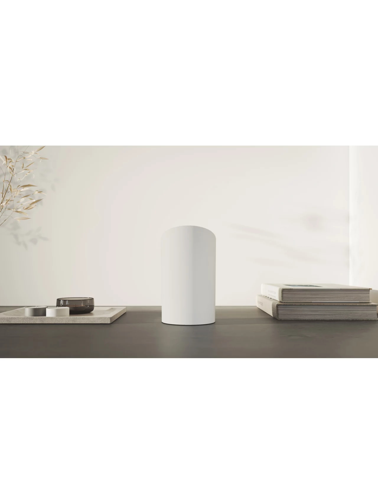 Philips Hue Play wall washer, white, EU/UK | Colored and white light (RBGW) 6 Philips Hue Play wall washer, white, EU/UK | Colored and white light (RBGW) 6