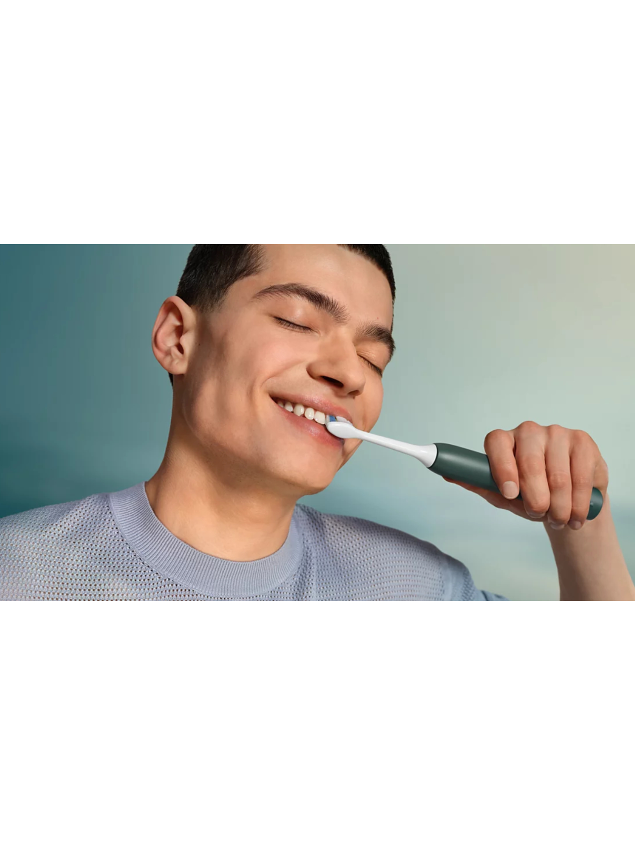 Philips | Electric Toothbrush | HX4033/26 Sonicare 3100 | Rechargeable | For adults | Number of brush heads included 1 | Number of teeth brushing modes 1 | Forest Green 3