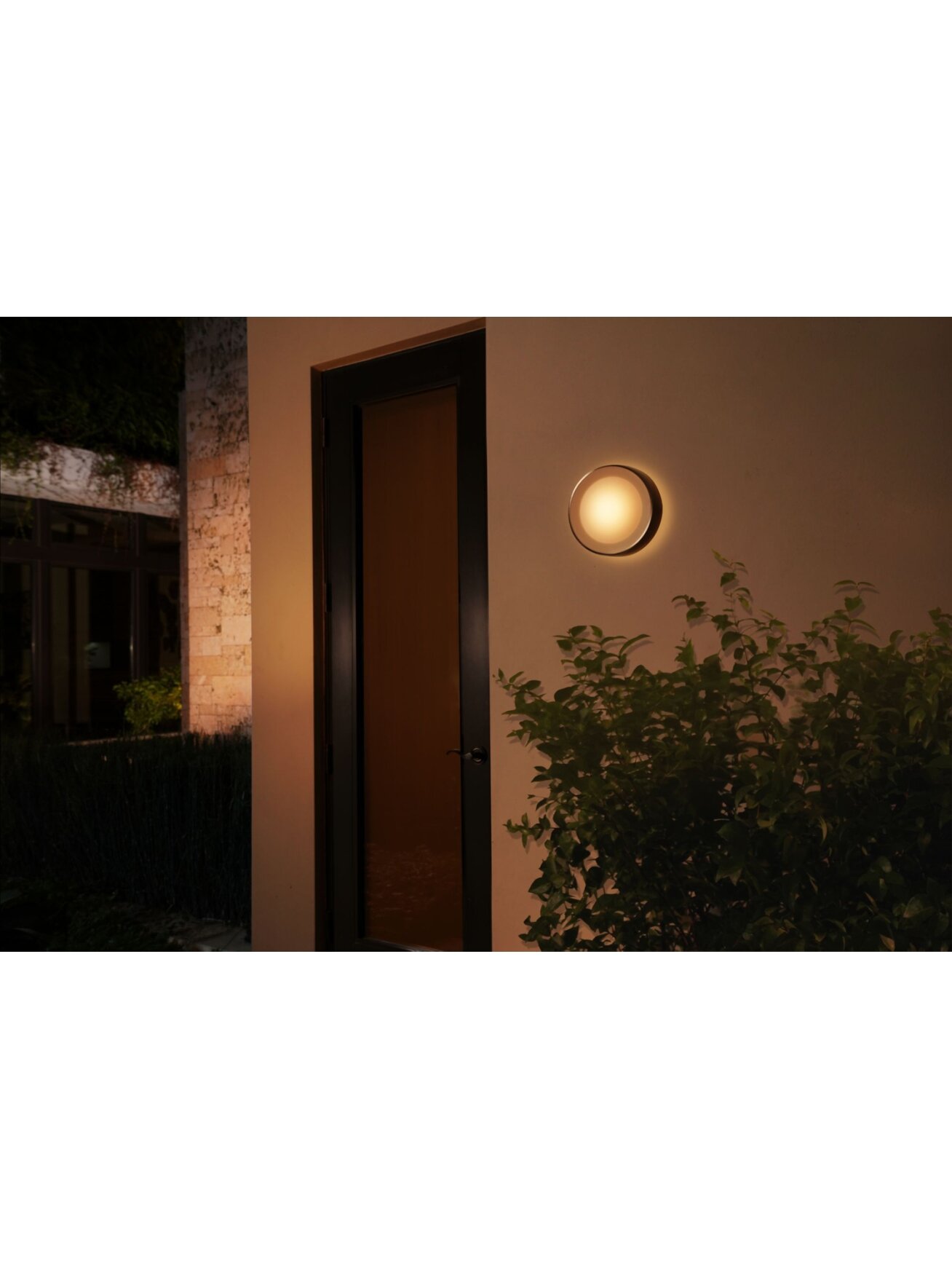 Philips Hue WCA Daylo Outdoor Wall Lantern, Inox | 15 W | 2000-6500 Hue White Colour Ambiance 3 Philips Hue WCA Daylo Outdoor Wall Lantern, Inox | 15 W | 2000-6500 Hue White Colour Ambiance 3