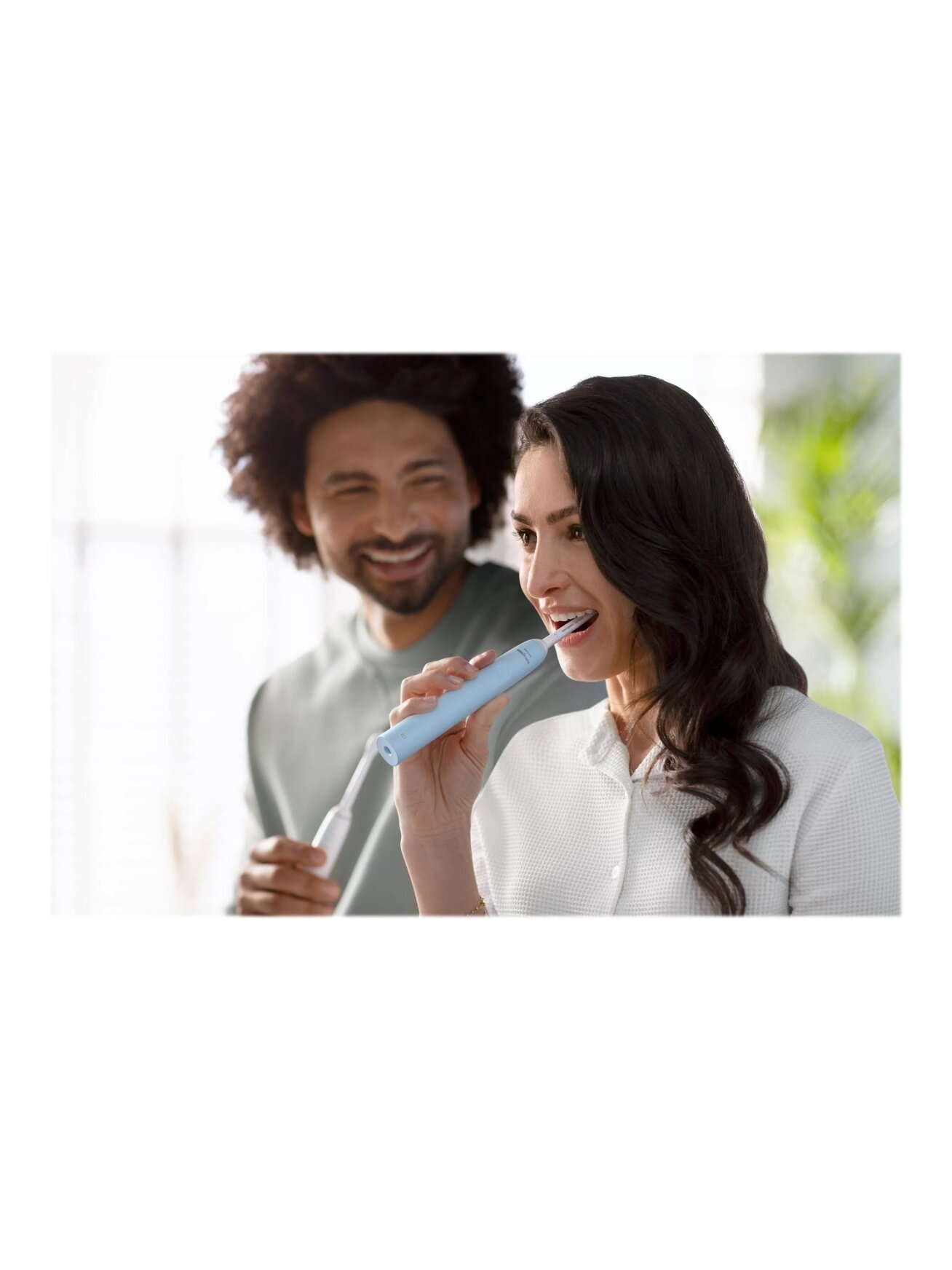 Philips | Sonicare Electric Toothbrush | HX3651/12 | Rechargeable | For adults | Number of brush heads included 1 | Number of teeth brushing modes 1 | Sonic technology | Light Blue 5