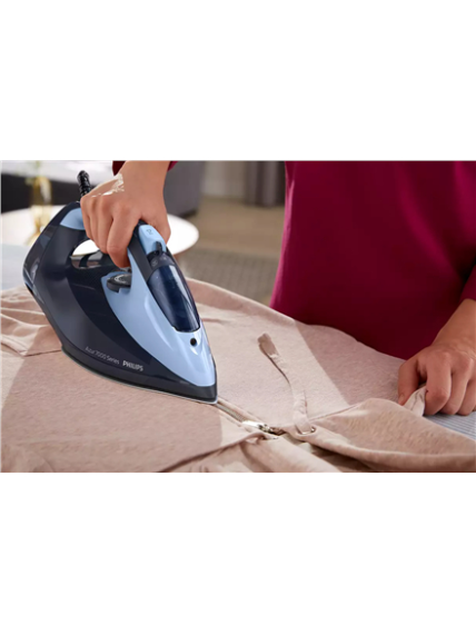 Philips DST7041/20 | Steam Iron | 2800 W | Water tank capacity 300 ml | Continuous steam 50 g/min | Steam boost performance 250 g/min | Blue 3 Philips DST7041/20 | Steam Iron | 2800 W | Water tank capacity 300 ml | Continuous steam 50 g/min | Steam boost performance 250 g/min | Blue 3