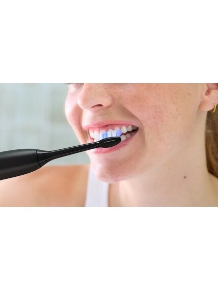 Philips Replacement brush heads | HX6052/88 Sonicare Sensitive | Heads | For adults | Number of brush heads included 2 | Black 3 Philips Replacement brush heads | HX6052/88 Sonicare Sensitive | Heads | For adults | Number of brush heads included 2 | Black 3