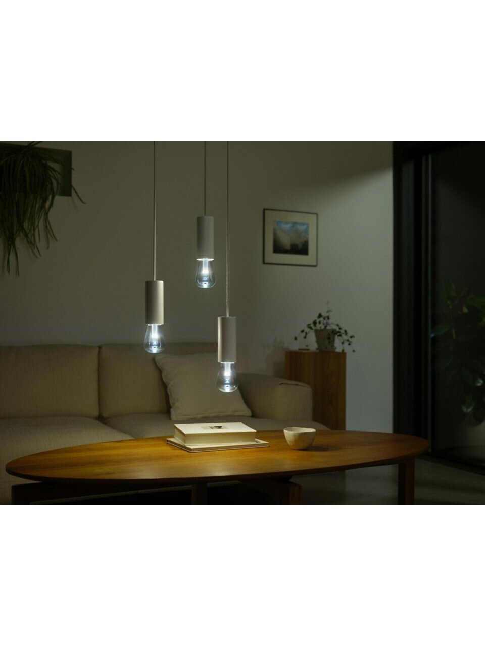 Philips Hue WCA Lightguide ST72 | E27 | 6.8 W | White and colour light 5 Philips Hue WCA Lightguide ST72 | E27 | 6.8 W | White and colour light 5