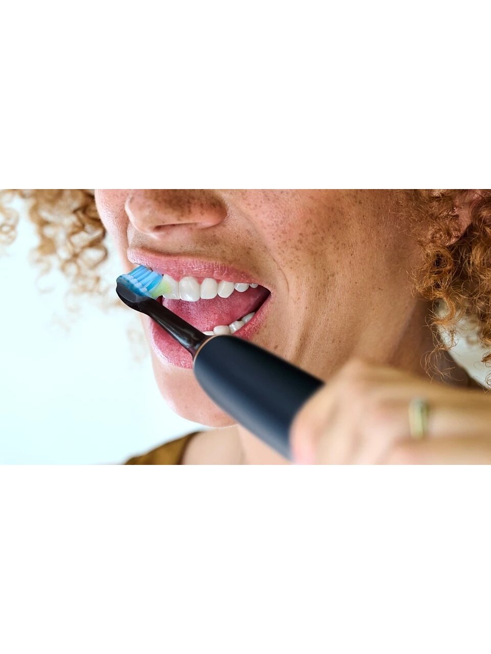 Philips | Toothbrush Heads | HX9045/88 Sonicare Premium Plaque Defence | Heads | For adults | Number of brush heads included 5 | Black 5