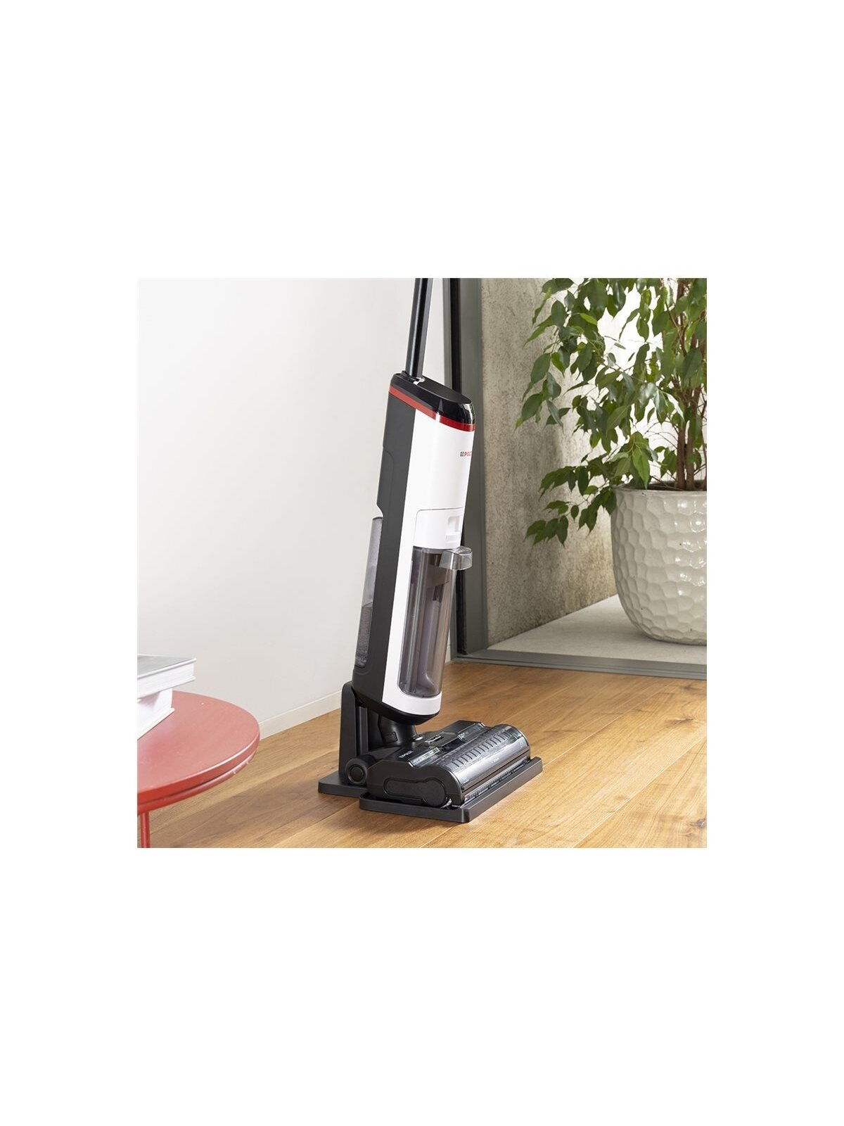 Polti Cordless Steam Cleaner | RollySteam WD30C | Power 450 W | Water tank capacity 0.6 L | White/Black 3 Polti Cordless Steam Cleaner | RollySteam WD30C | Power 450 W | Water tank capacity 0.6 L | White/Black 3