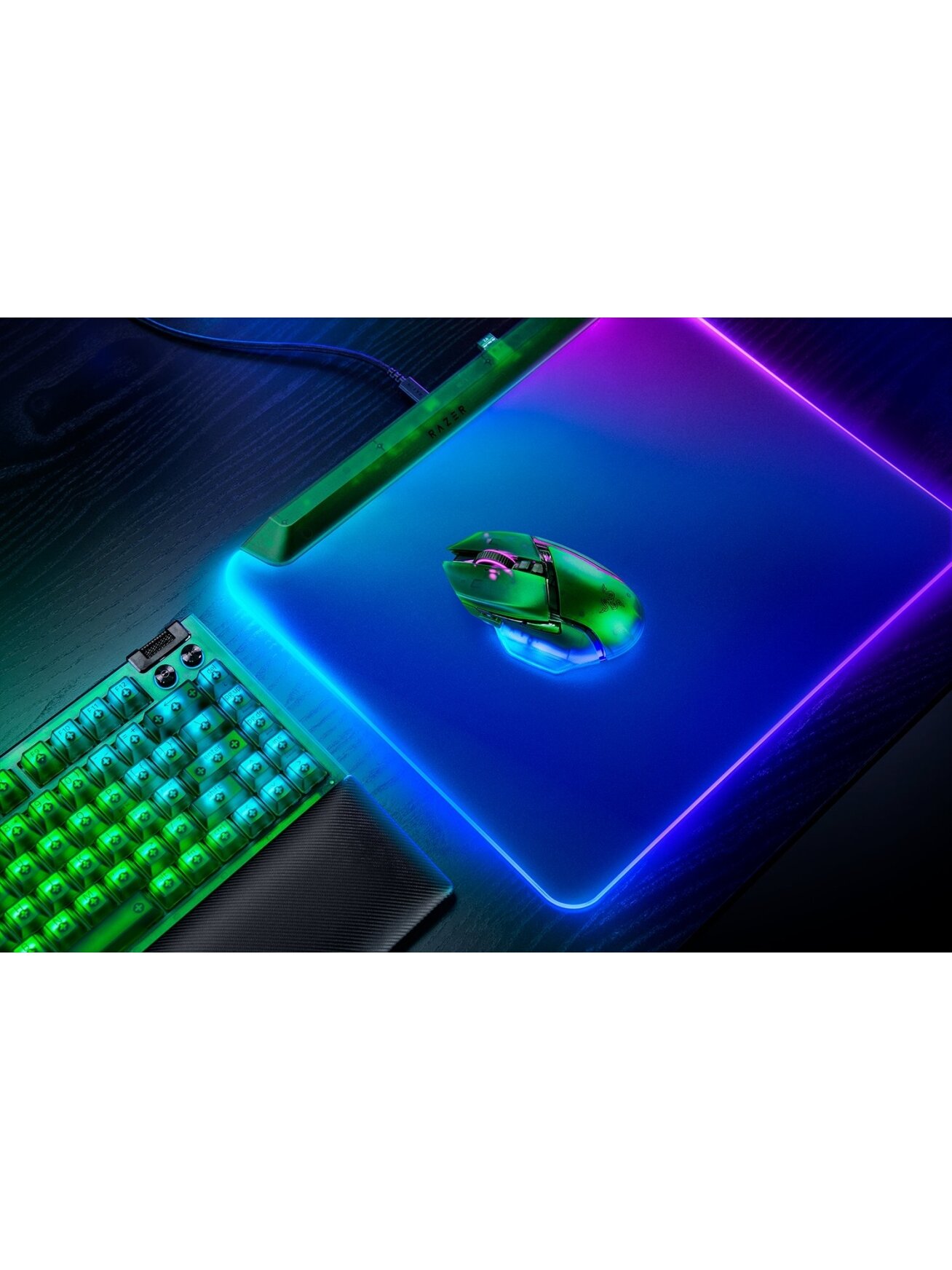 Razer | Basilisk V3 Pro 35K | Gaming Mouse | Wireless/Wired | Phantom Green Edition 5