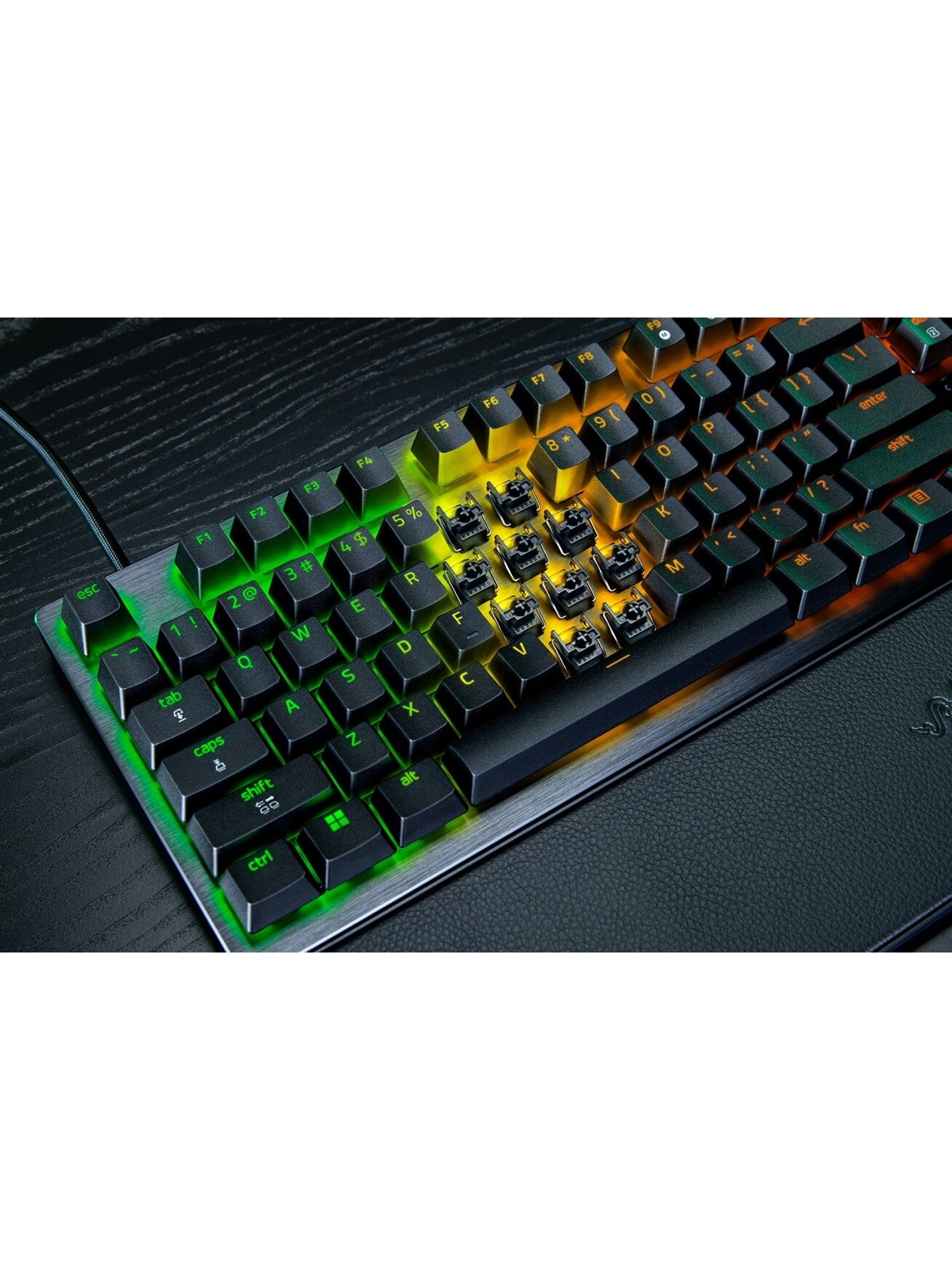 Razer Huntsman V3 Pro 8KHz | Gaming keyboard | Wired | US | Razer Analog Optical Switch Gen-2 | Black 4