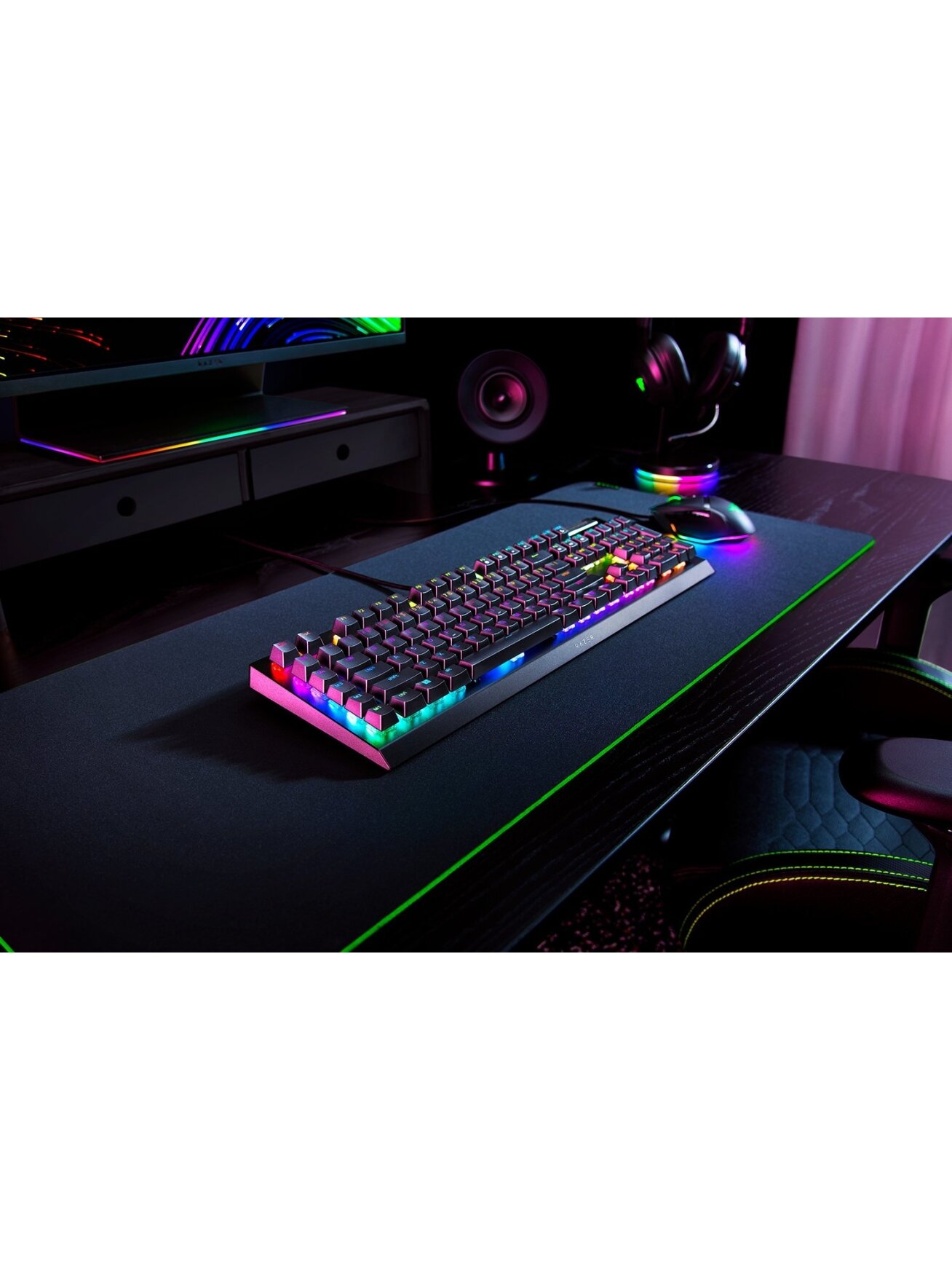 Razer | Mechanical Gaming Keyboard | BlackWidow V4 X | Mechanical Gaming Keyboard | Wired | US | Yellow Mechanical Switches (Linear) | Black 6