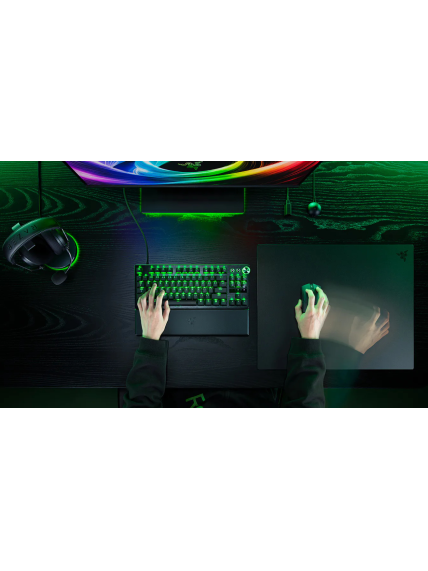 Razer Atlas Pro Ultra-Thin Glass Gaming Mouse Mat | Black 4 Razer Atlas Pro Ultra-Thin Glass Gaming Mouse Mat | Black 4