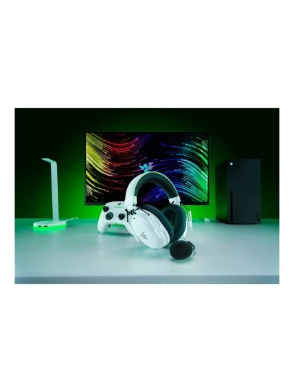 Razer BlackShark V3 Pro for Xbox Gaming Headset, Over-Ear,Wireless, White | Razer 5