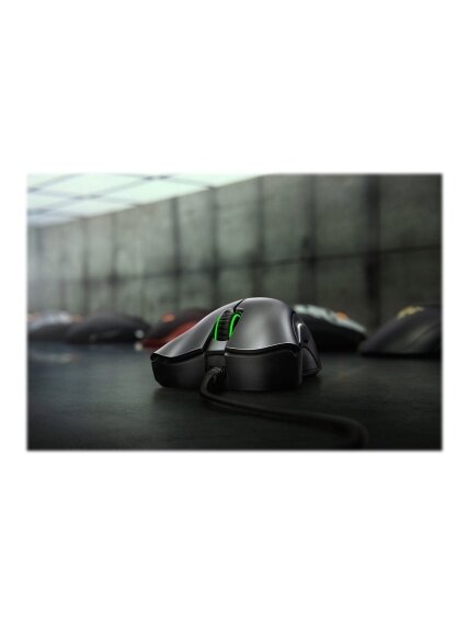 Razer | Essential Ergonomic Gaming mouse | Gaming Mouse | Wired | Infrared | Black 2 Razer | Essential Ergonomic Gaming mouse | Gaming Mouse | Wired | Infrared | Black 2