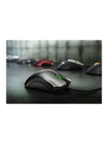 Razer | Essential Ergonomic Gaming mouse | Gaming Mouse | Wired | Infrared | Black 3 Razer | Essential Ergonomic Gaming mouse | Gaming Mouse | Wired | Infrared | Black 3