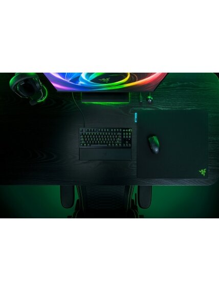 Razer Gigantus V2 Pro Gaming Mouse Mat, Large, Control | Black 2 Razer Gigantus V2 Pro Gaming Mouse Mat, Large, Control | Black 2