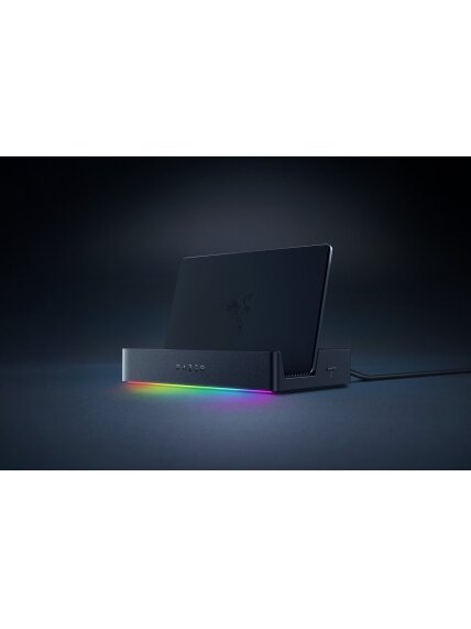 Razer | Handheld Dock Chroma - USB Type C 6-in-1 Docking Station 4 Razer | Handheld Dock Chroma - USB Type C 6-in-1 Docking Station 4