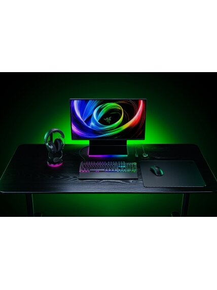 Razer Huntsman V3 Pro 8KHz | Gaming keyboard | Wired | US | Razer Analog Optical Switch Gen-2 | Black 3