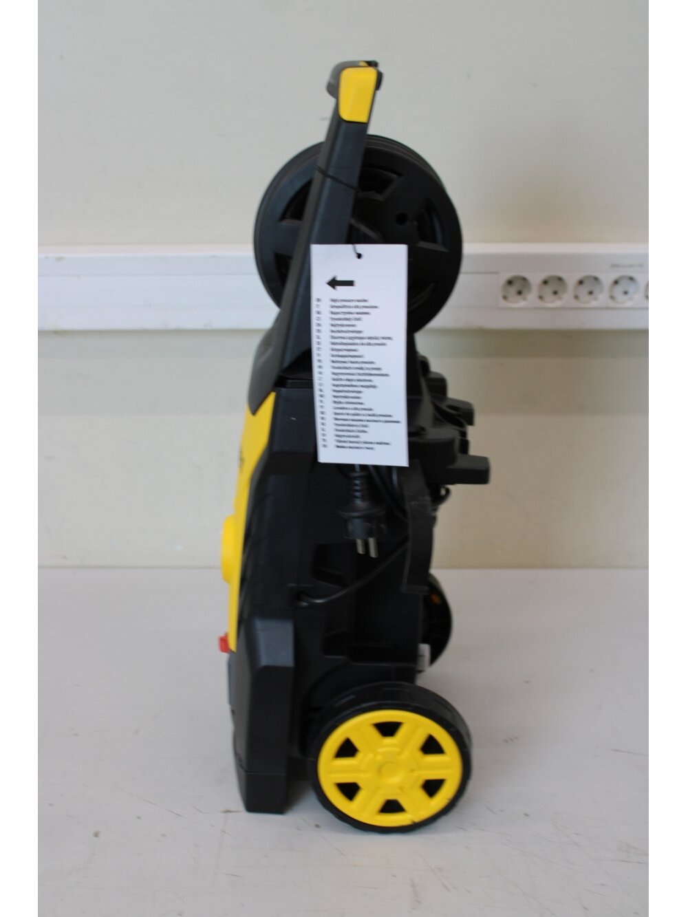 SALE OUT. SALE OUT. Stanley Pressure Washer | REFURBISHED, DIRTY, USED, SCRACHED 4 SALE OUT. SALE OUT. Stanley Pressure Washer | REFURBISHED, DIRTY, USED, SCRACHED 4