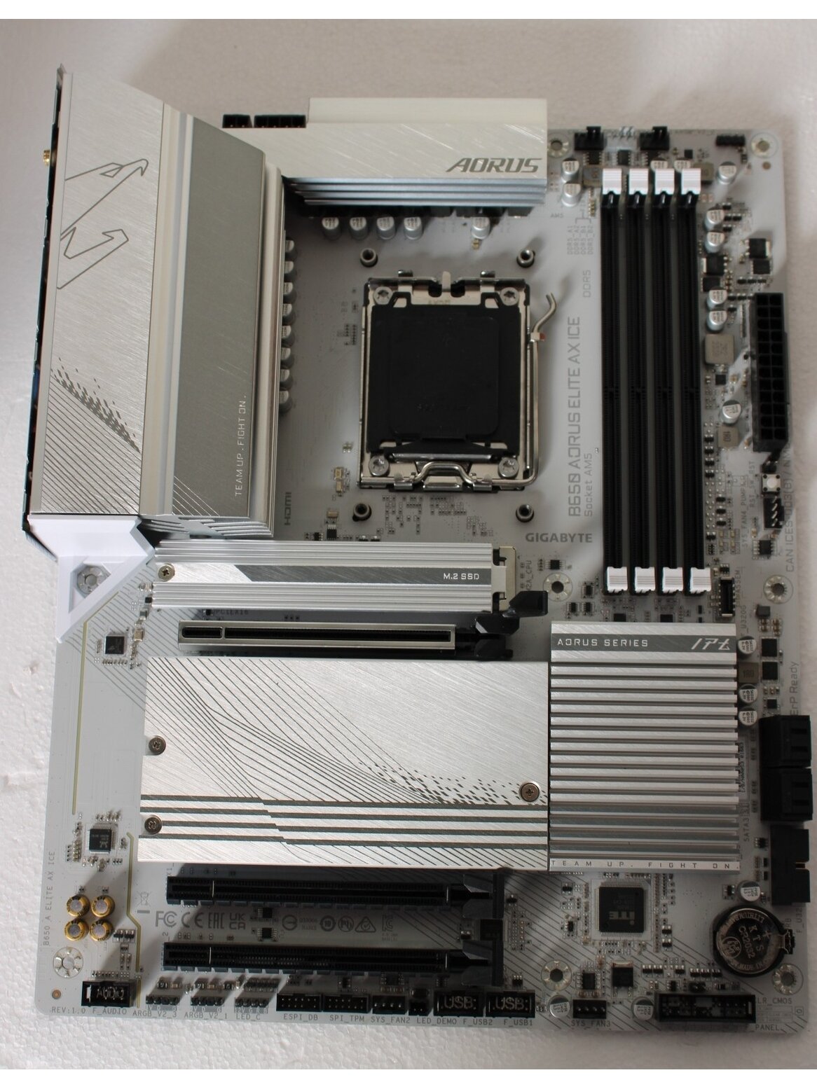SALE OUT. | Gigabyte USED, REFURBISHED, WITHOUT ACCESSORIES, ONLY BACK PANEL INCLUDED SALE OUT. | Gigabyte USED, REFURBISHED, WITHOUT ACCESSORIES, ONLY BACK PANEL INCLUDED