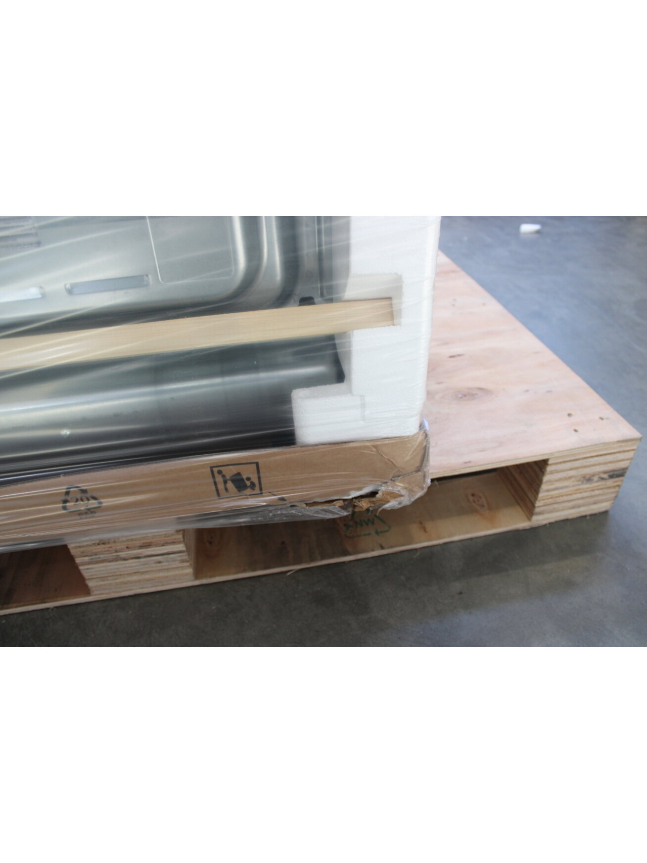 SALE OUT. Beko FBM62330GADSN Cooker, Gas, A, Width 60 cm, Grey | BEKO Cooker | FBM62330GADSN | Hob type Gas | Oven type Electric | Grey | Width 60 cm | Depth 60 cm | Grilling | LED | Energy efficiency class A | DAMAGED PACKAGING | 72 L 3