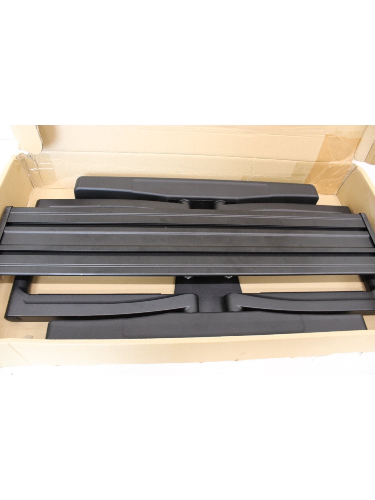 SALE OUT. EDBAK VSM654 Double Swing Arm Wall Mount for 65-86" Screens | EDBAK Wall mount | Display Mounts | 65-86 " | Maximum weight (capacity) 45 kg | DAMAGED PACKAGING,SCRATCHED, MISSING SCREWS | Black 2 SALE OUT. EDBAK VSM654 Double Swing Arm Wall Mount for 65-86" Screens | EDBAK Wall mount | Display Mounts | 65-86 " | Maximum weight (capacity) 45 kg | DAMAGED PACKAGING,SCRATCHED, MISSING SCREWS | Black 2