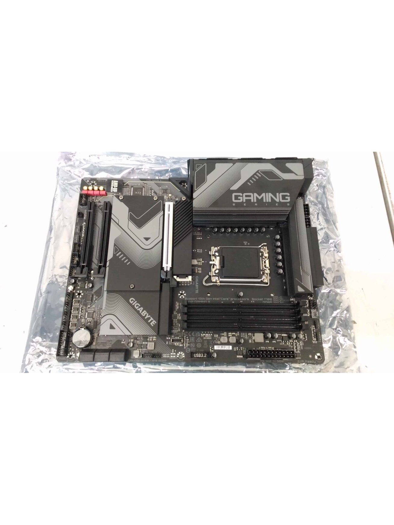 SALE OUT. Gigabyte Z790 GAMING X 1.0 M/B | Processor family Intel | Processor socket  LGA1700 | DDR5 DIMM | Memory slots 4 | Supported hard disk drive interfaces 	SATA, M.2 | Number of SATA connectors 6 | Chipset Intel Z790 Express | ATX | USED, REFURBISH