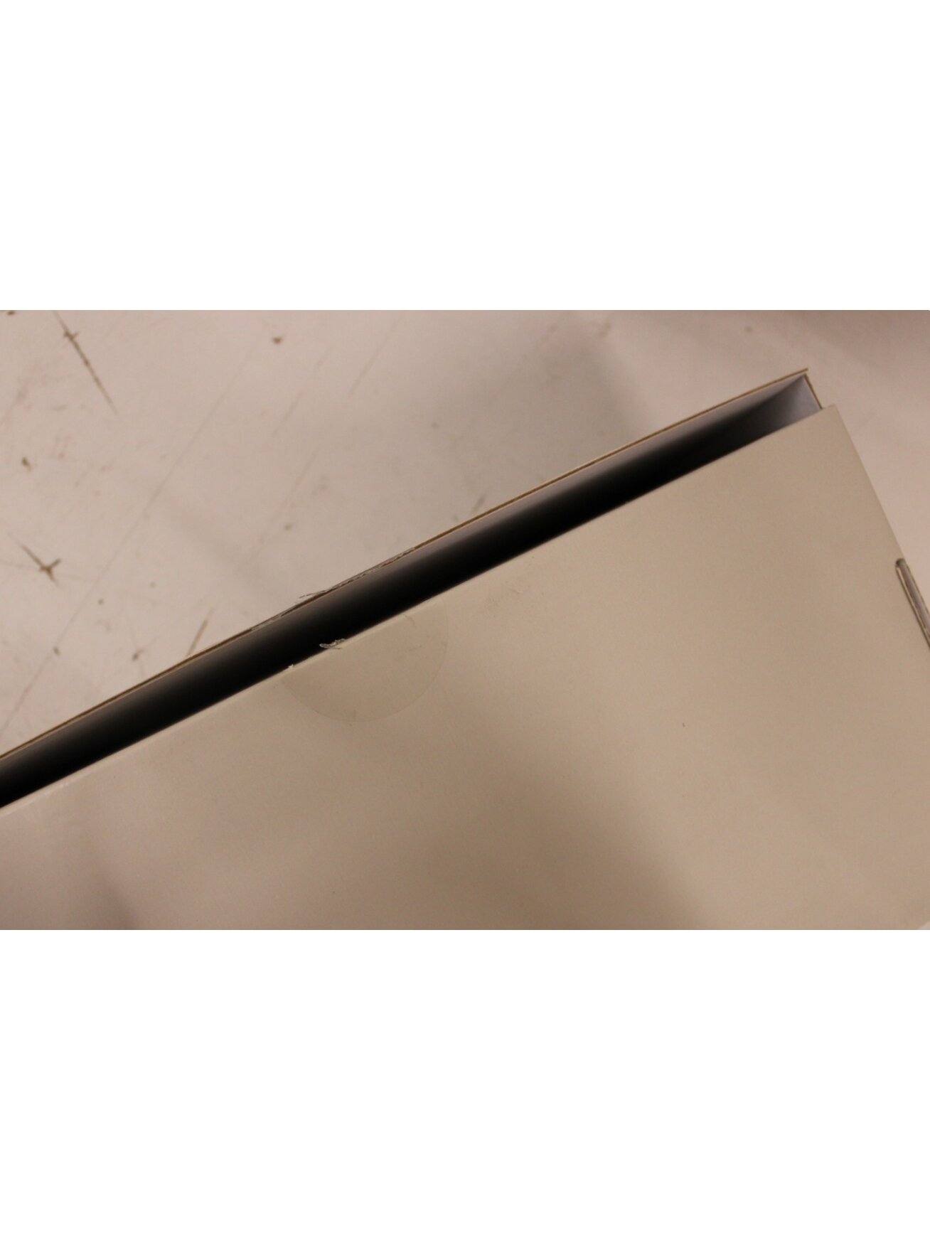 SALE OUT. InstaShow Wireless Presentation System | WDC10HC | UNPACKED, SCRATCHED ITEM 1 SALE OUT. InstaShow Wireless Presentation System | WDC10HC | UNPACKED, SCRATCHED ITEM 1