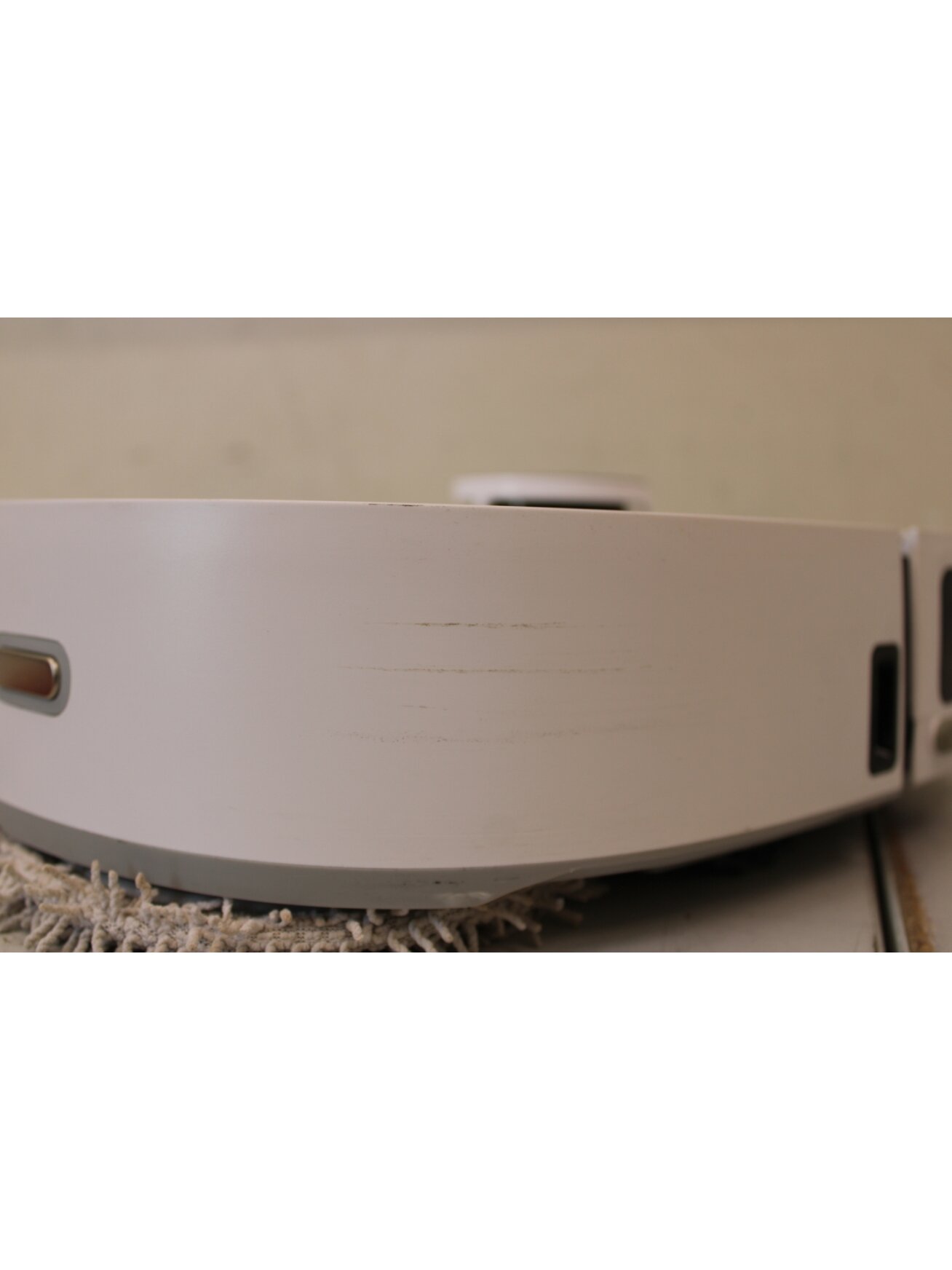 SALE OUT. Midea V12 Robot Vacuum Cleaner, White | Midea | Robot Vacuum Cleaner | V12 | Wet&Dry | 5200 mAh | Dust capacity 3 L | 5000 Pa | White | Battery warranty 20 month(s) | DAMAGED PACKAGING AND PAINT, MISSING INNER PACKAGING, SCRATCHED, DIRTY | 24 mo 8