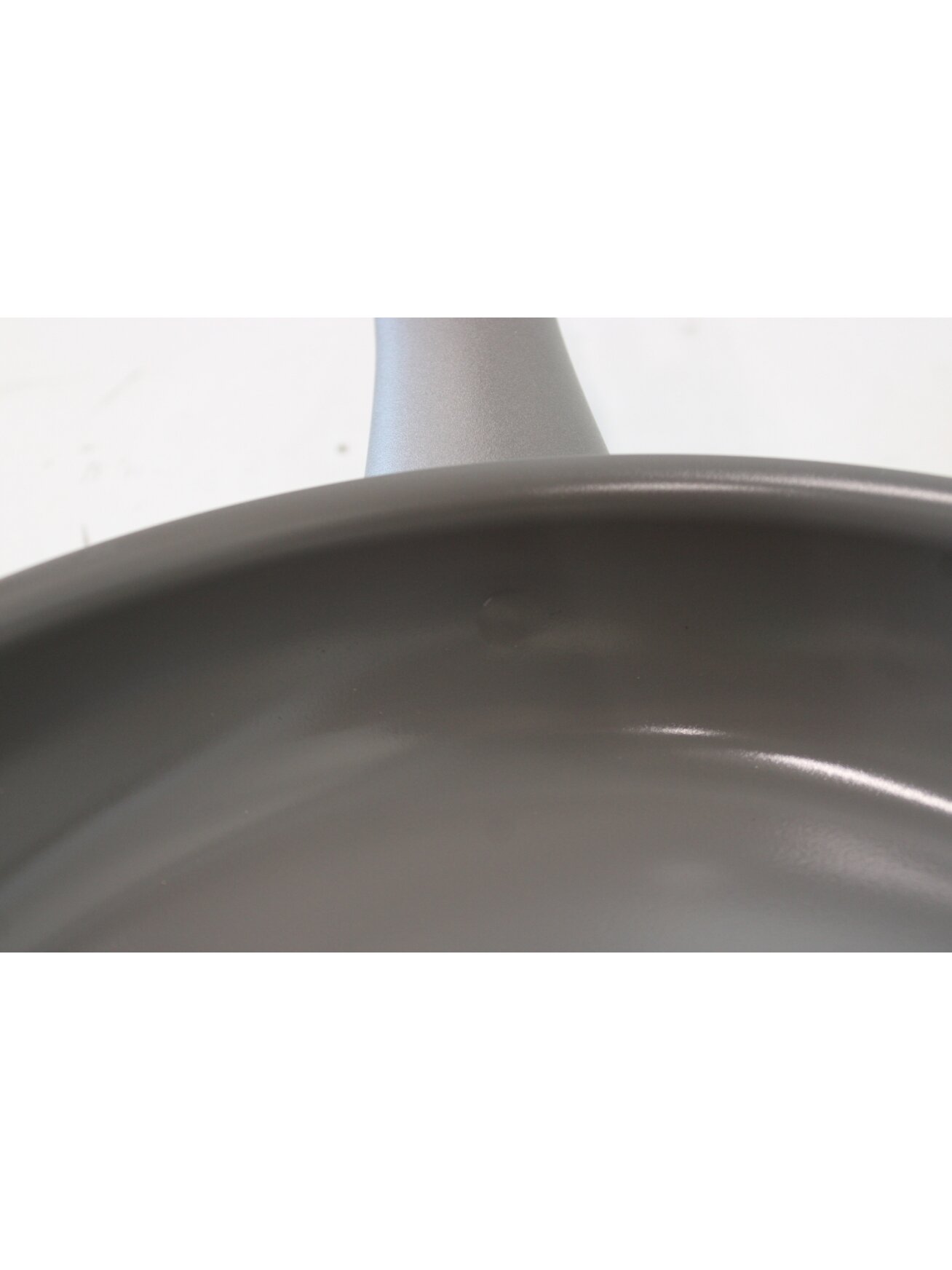 SALE OUT. Tefal C4260443 Renewal 24 cm Grey Induction Frypan | TEFAL Pan | C4260443 | Frying | Diameter 24 cm | Suitable for induction hob | Fixed handle | Grey | DAMAGED PAINT 1