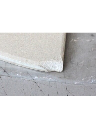 SALE OUT. TunaBone | Half moon pizza stone, 190 mm for Kamado 23/24inch | CHIPPED CORNER 1