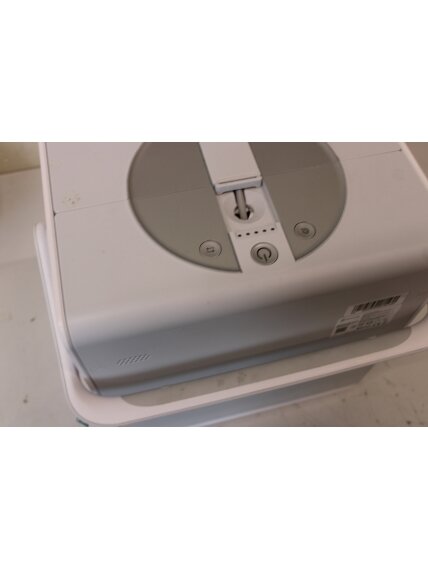 SALE OUT. | Ecovacs Window Cleaning Robot | WINBOT W2S OMNI | Corded | 8000 Pa | White | ITEM USED, DIRTY AND SCRATCHED 2 SALE OUT. | Ecovacs Window Cleaning Robot | WINBOT W2S OMNI | Corded | 8000 Pa | White | ITEM USED, DIRTY AND SCRATCHED 2