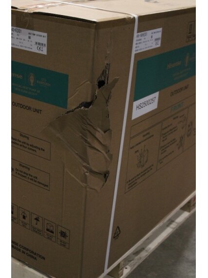SALE OUT. Hisense Hi-Therma 14 kw heat pump Split type Outdoor unit | Hisense | AHW-140HEDS1 | Hi-Therma 14 kw heat pump Split type Outdoor unit | DAMAGED PACKAGING, BENT GRID PARTS