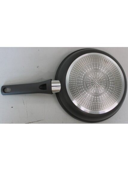 SALE OUT. Tefal C4260443 Renewal 24 cm Grey Induction Frypan | TEFAL Pan | C4260443 | Frying | Diameter 24 cm | Suitable for induction hob | Fixed handle | Grey | DAMAGED PAINT 2
