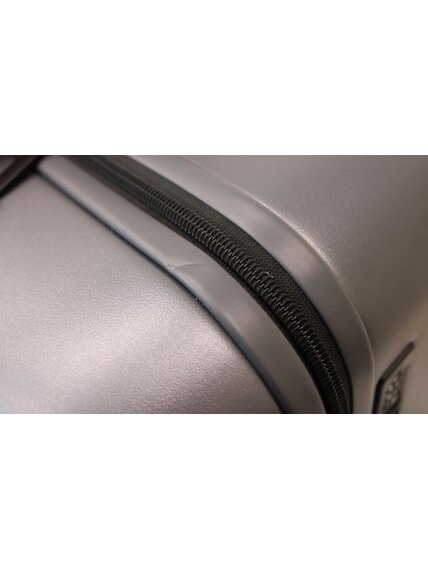 SALE OUT. | Xiaomi | Luggage Classic Pro 24" | Grey | 24 month(s) | DAMAGED PACKAGING AND ITEM BODY (TOP) 4
