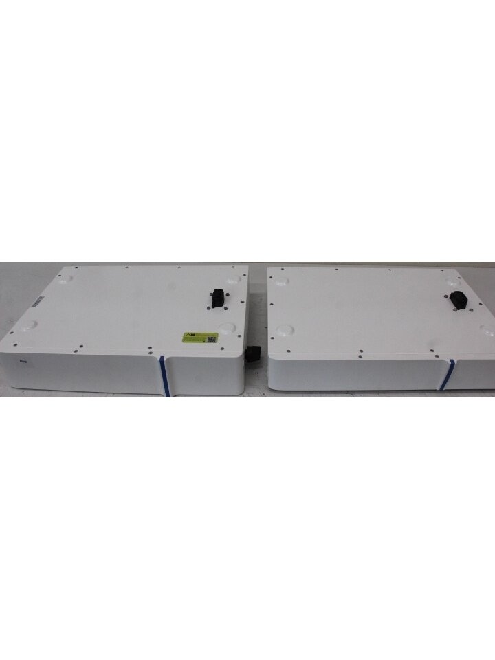 SALE OUT. DEYE ESS HV GB-SL PDU + Base | Deye ESS HV GB-SL PDU + Base | GB-LB+BASE | 118 month(s) | SCRATCHED AND DIRTY, DEMO 3
