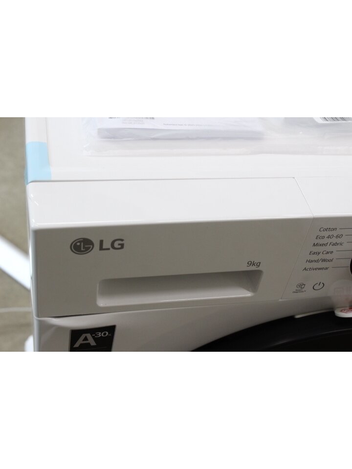 SALE OUT. LG F2X50S9TWB Washing machine, A, Front loading, Washing capacity 9 kg, Depth 47.5 cm, 1200 RPM, White | SALE OUT. Washing machine | F2X50S9TWB | Energy efficiency class A | Front loading | Washing capacity 9 kg | 1200 RPM | Depth 48 cm | Width  9