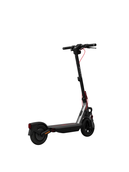 Segway | F3 Pro E | eKickScooter | Up to 25 km/h | 10 " | Black 4 Segway | F3 Pro E | eKickScooter | Up to 25 km/h | 10 " | Black 4