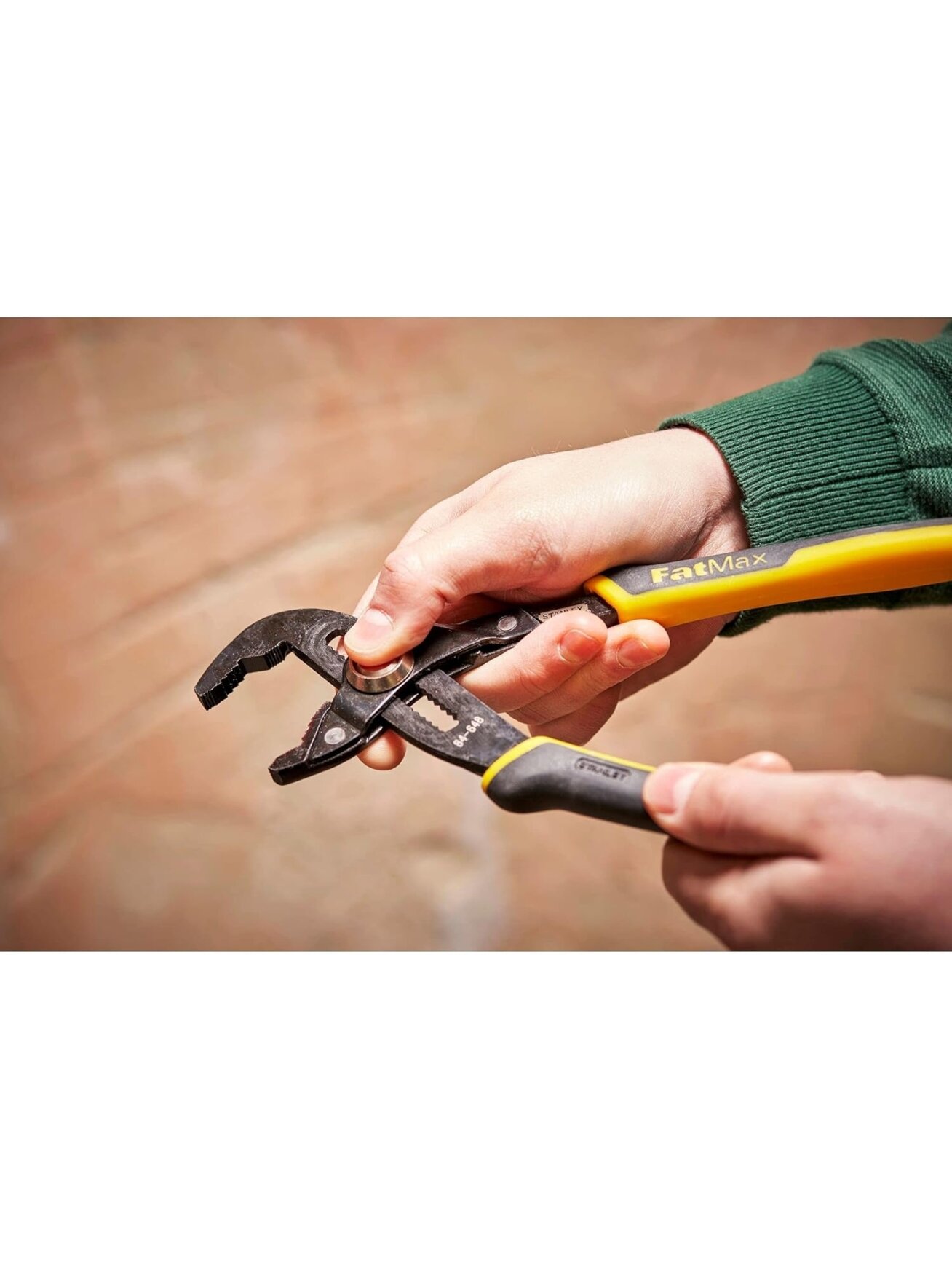 Stanley | Fatmax 250mm Push Button Multigrip Pliers | 0-84-648 4 Stanley | Fatmax 250mm Push Button Multigrip Pliers | 0-84-648 4