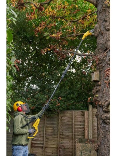 Stanley Cordless chainsaw SFMCPS720M1-QW, 18 V, 20 cm 6 Stanley Cordless chainsaw SFMCPS720M1-QW, 18 V, 20 cm 6
