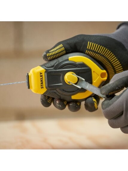 Stanley STHT47312-0 30M 3:1 Comfort Grip Reel Kit With Blue Chalk and Line Level 3 Stanley STHT47312-0 30M 3:1 Comfort Grip Reel Kit With Blue Chalk and Line Level 3