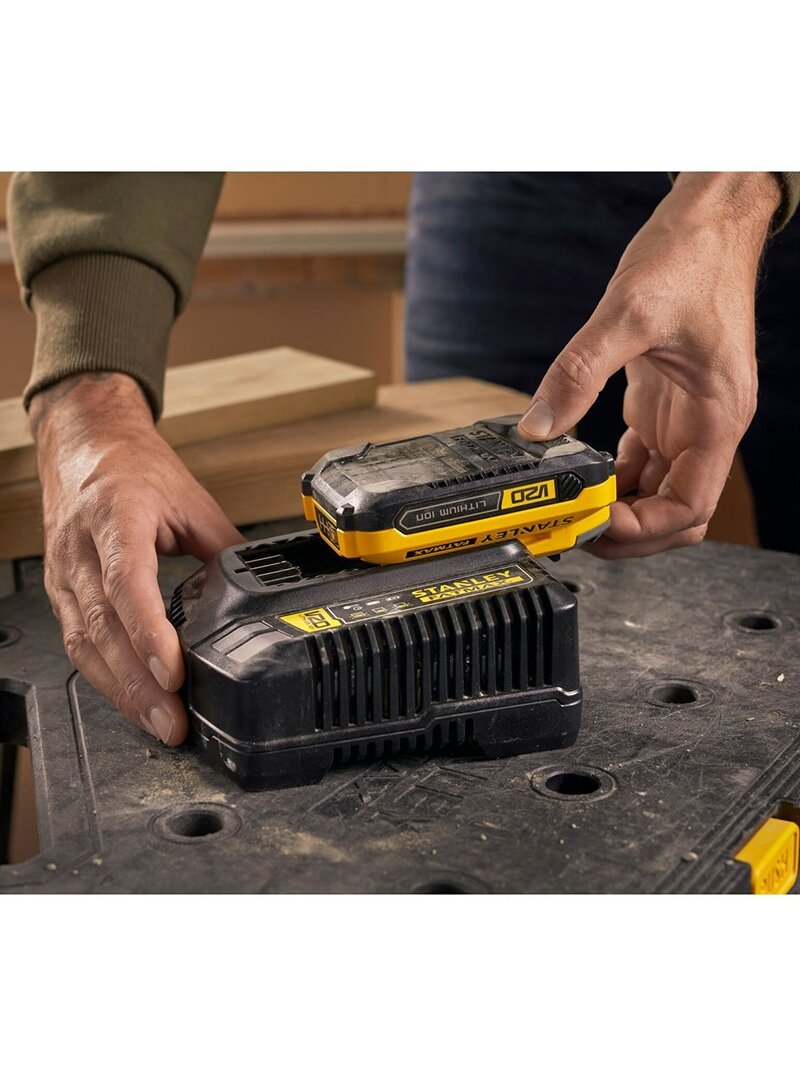 Stanley | 18V V20 4A Fast Charger | SFMCB14-QW 3 Stanley | 18V V20 4A Fast Charger | SFMCB14-QW 3
