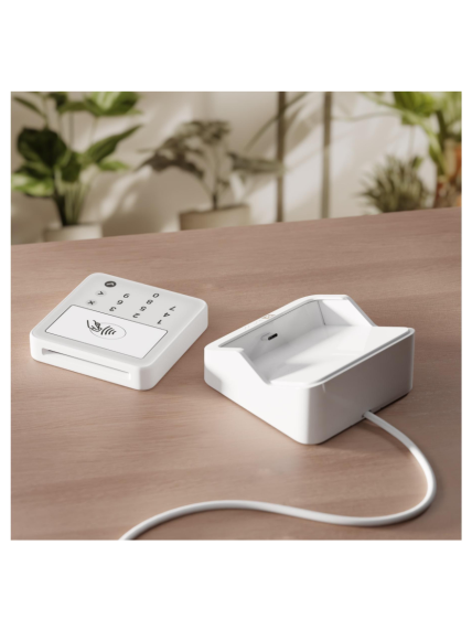 SumUpSolo Lite and Charging Station 3 SumUpSolo Lite and Charging Station 3