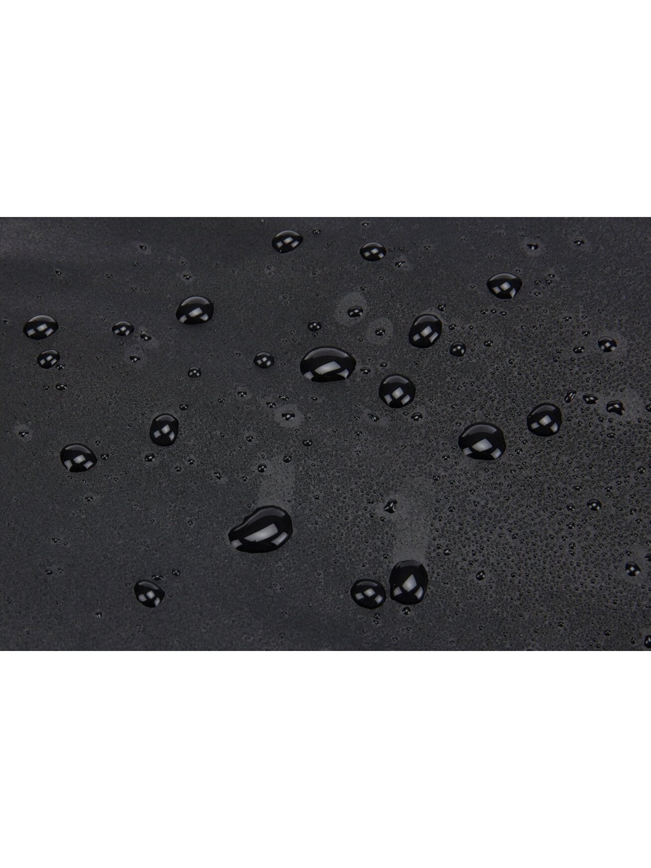 Thule | Duffel Bag, 30L | Chasm | Waterproof | Black 3