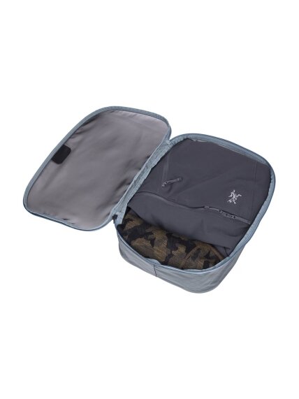Thule | Packing Cube, Medium | Packing Cube | Pond Gray 2 Thule | Packing Cube, Medium | Packing Cube | Pond Gray 2