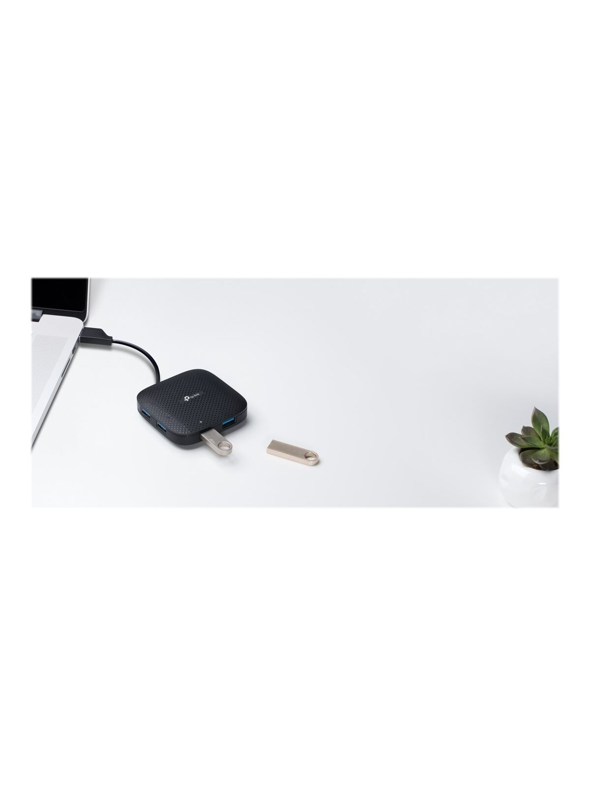 TP-LINK | USB 3.0 4-Port Portable Hub | UH400 12